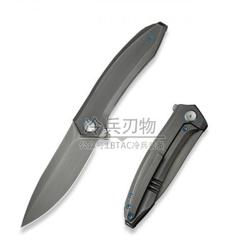 We Knife Acuminal 灰色手工拉丝钛柄鱼鳍快开折（Vanax 灰色手工拉丝）